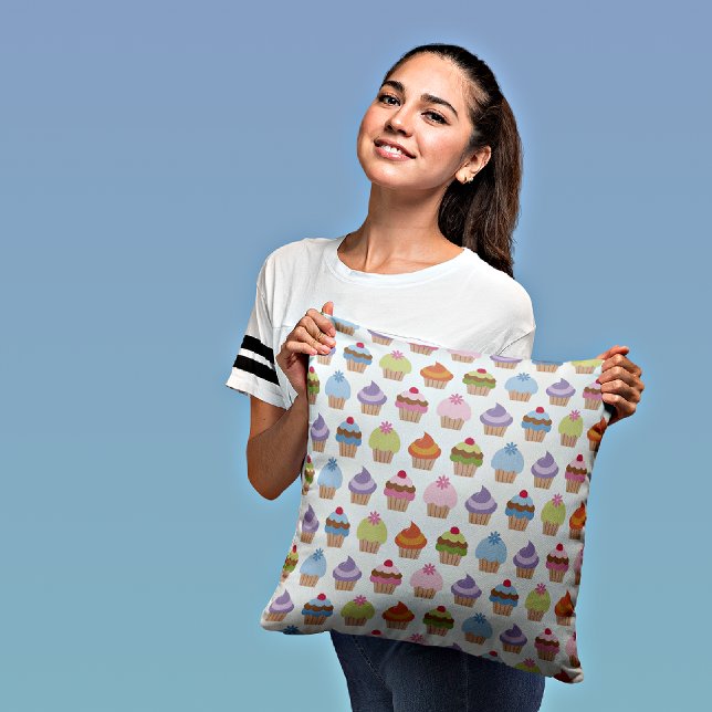 Cupcakes & poka Dots Decorative Sierkussen (Creator heeft geüpload)