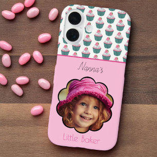 Cupcakes Scalloped Custom Photo Template Name iPhone 16 Hoesje