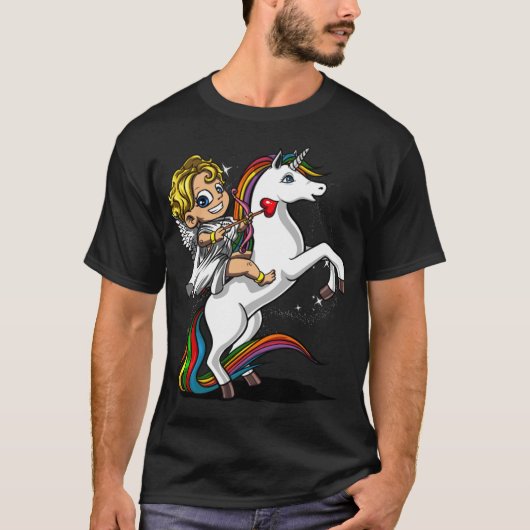 Cupid Riding Unicorn Valentijnsdag koppel T-shirt (Voorkant)