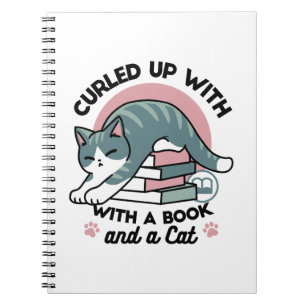 Curieux avec un livre et un chat - Lecture confort