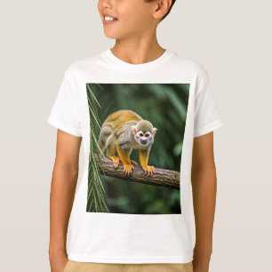 Curieux singe écureuil dans la Jungle T-Shirt