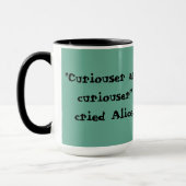 Curiouser en Curiouser mok (Links)