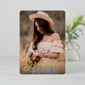 Curly Headline Afstuderen Invitation Folie Uitnodiging (Staand Voorkant)