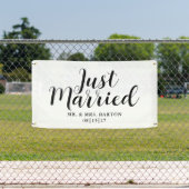 Curly is net getrouwd auto banner (Insitu)