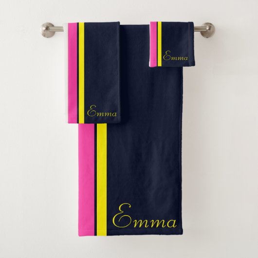 Cursief marinegeel en warm roze gestreept bad handdoek (Insitu)