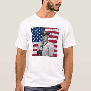 Curtis Lemay en de Amerikaanse vlag T-shirt