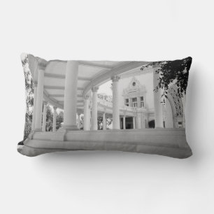 Curved Colonnade Kussen