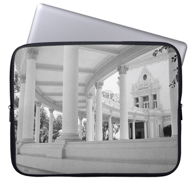  Curved Colonnade Laptop Sleeve (Voorkant)