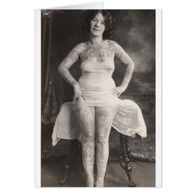 Curvy Tattooed lady (Voorkant)