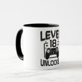 Custom Age Level 18 Unlocked Birthday Gamer Mug (Devant gauche)
