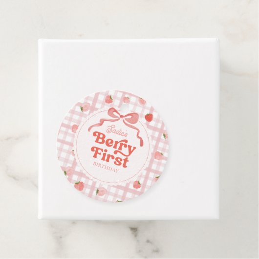 Custom Berry Eerste Verjaardag Party Labels (In situ)