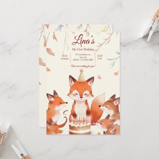 Custom Birthday Invitation with Cute Foxes Kaart (Voorkant / Achterkant in situ)