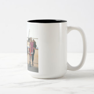 Custom China Cup – One Family, One Heart Tweekleurige Koffiemok