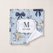 Custom Elegant Blue Bow Floral Monogram Bad Handdoek (Wasdoekje)