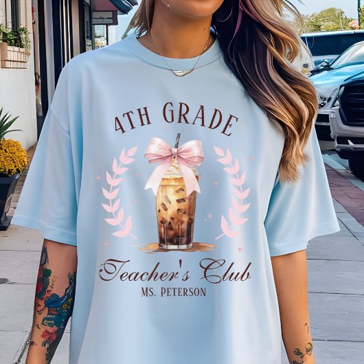 Custom Grade Teacher's Club Naam Iced Coffee Lover T-shirt