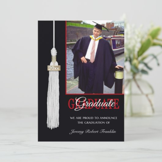 Custom Graduation Party nodigt Red & Black Tassel Kaart (Staand voorkant)