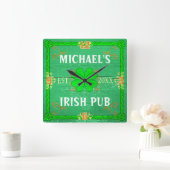 Custom Home Bar Irish Pub Green Wood with Name Vierkante Klok (Huis)