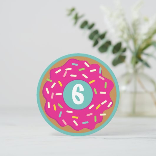 Custom kind's leuke ronde roze donut Verjaardagsfe Kaart (Staand voorkant)