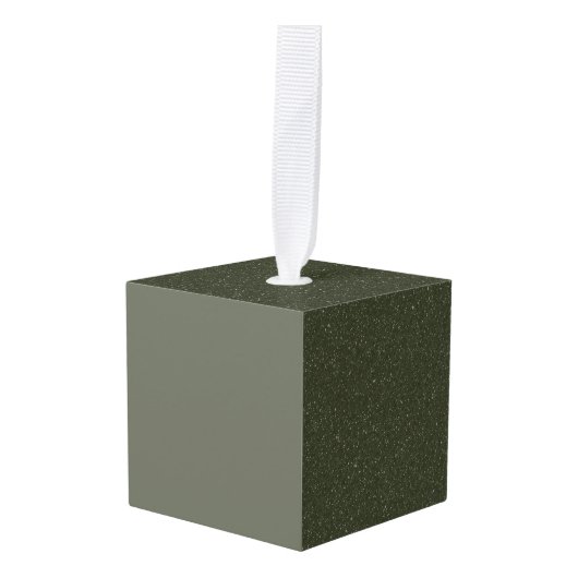 Custom Moss Green Cube Ornament (Voorkant hoekig)