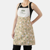 Custom Name Apron – Vanilla Floral Print Schort (Insitu)