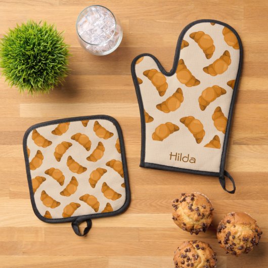Custom name brown pattern ovenwant & pannenlap set (Top down)