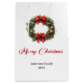 Custom name Christmas wreath holiday gift bag idea Medium Cadeauzakje (Voorkant)