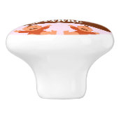 Custom name crying babies on pink keramische knop (Zijkant)