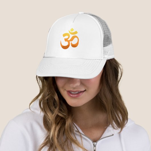 Custom OM Mantra Symbool Mannen Vrouwen Wit Trucker Pet (In situ)