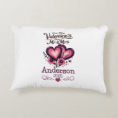 Custom Onze eerste Valentijnsdag Mr & Mrs. Accent Kussen (Achterkant)