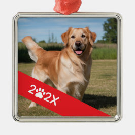 Custom Pet Photo with Year and Paw Ribbon Metalen Ornament