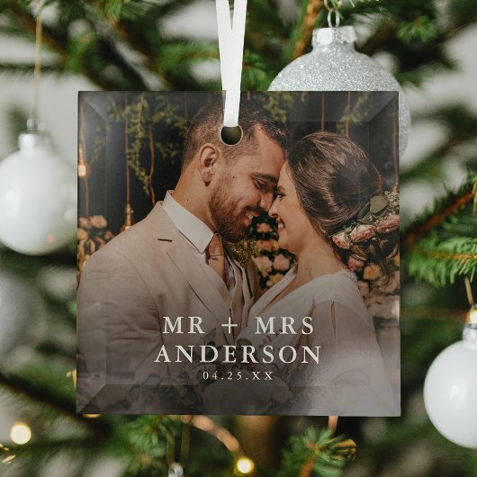 Custom Photo Newlyweds Mr + Mrs Christmas Glas Ornament