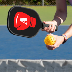 Custom pickleball racket met bokshandschoen ontwer