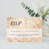 Custom Rustieke houtnerf script bruiloft RSVP (Staand voorkant)