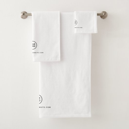 Custom Salon Company Logo White Bad Handdoek (Insitu)