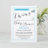 Custom She's Twins Baby shower Invitation (Debout devant)