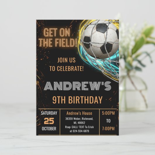Custom Simple Soccer Birthday Invitation (Debout devant)