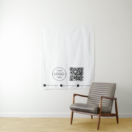 Custom Table Runner Banner White Business QR Code Wandkleed (In situ)