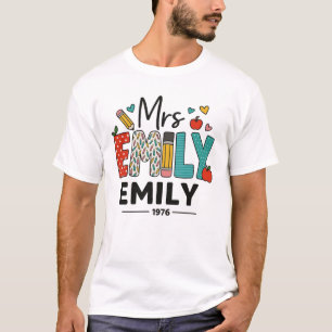 Custom Teacher Name Design – Kleurrijk "Mrs. Emily T-shirt