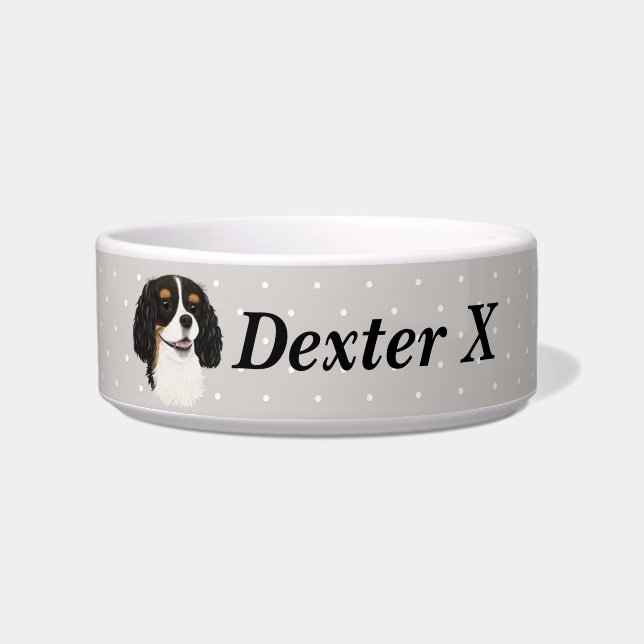 Custom Tri Cavalier King Charles Spaniel   Voerbakje (Voorkant)