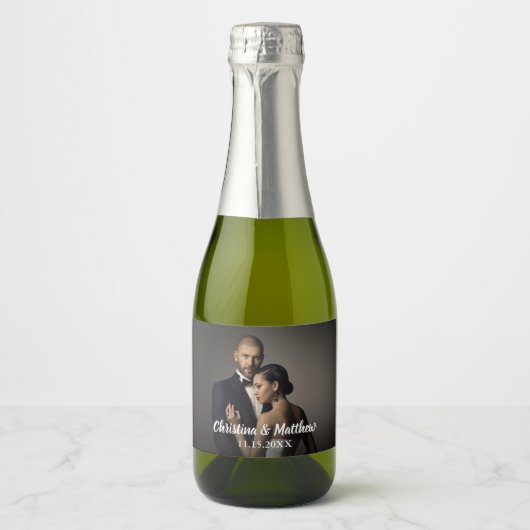 Custom Wedding Bride and Groom's Photo Sparkling Wijnetiket (Voorkant)