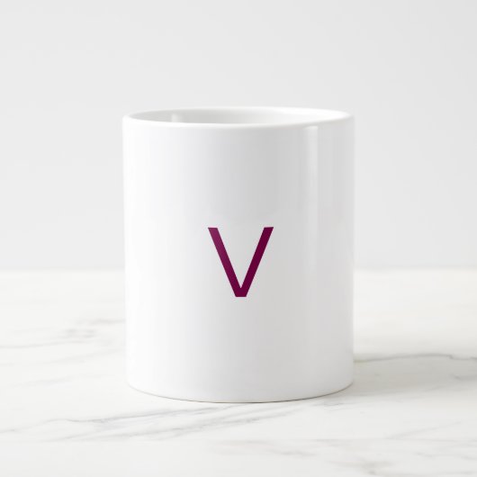 Customised letter V mug Extra Grote Beker (Voorkant)
