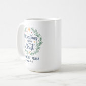 Customizable Bible Verse Christmas Wreath Koffiemok (Voorkant links)
