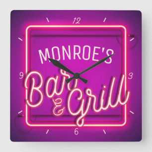 Customize NAME Pink Faux Neon Sign Retro Bar Grill Vierkante Klok