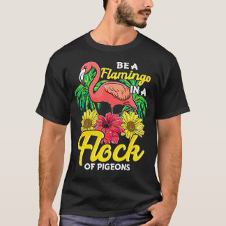 Cute amp Funny is een Flamingo in een kudde duiven T-shirt