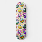 Cute and Funny Easter Eggs Cartoon Skateboard (Voorkant)