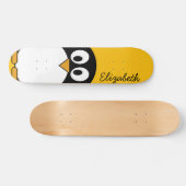 Cute and Modern Cartoon Penguin Skateboard (Horizontaal)