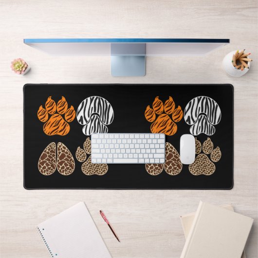 Cute Animals Animal Print Design Adorable Wildlife (Bureau 1)