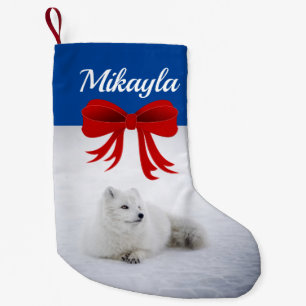 Cute Arctic Fox in de sneeuw Kleine Kerstsok