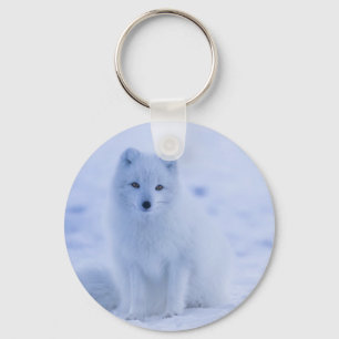Cute Arctic Fox op Snowy Winter Background Sleutelhanger