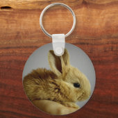Cute Baby Bunny Rabbit in Hand Sleutelhanger (Voorkant)